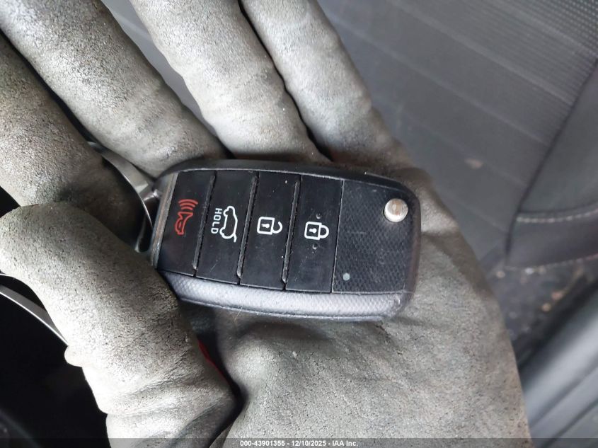 2018 Kia Sportage Lx VIN: KNDPM3AC6J7302141 Lot: 43901355