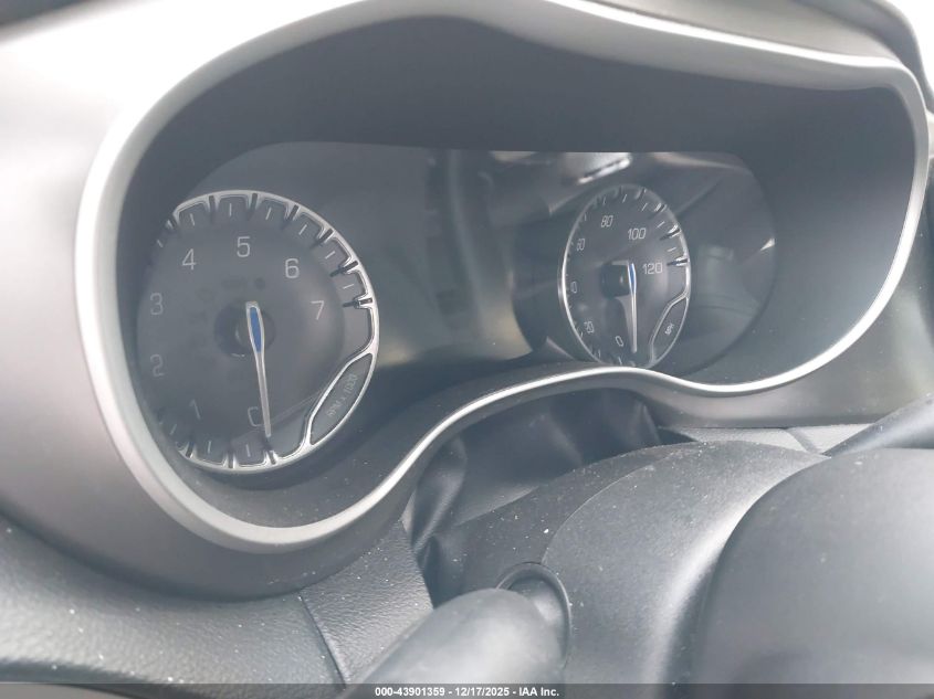 2020 Chrysler Pacifica Touring VIN: 2C4RC1FG8LR222630 Lot: 43901359