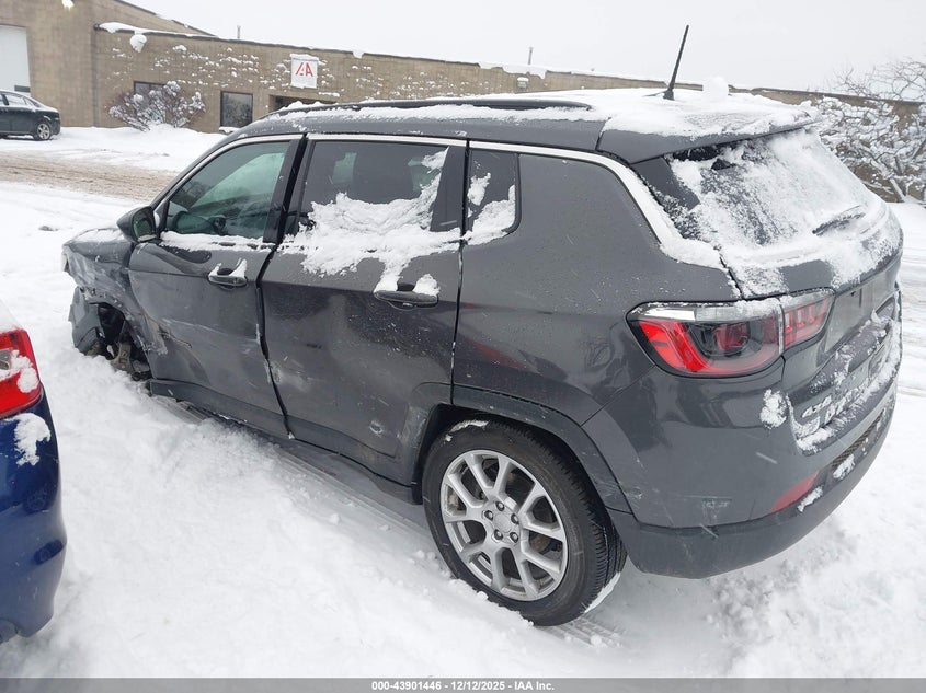 2024 Jeep Compass Latitude Lux Fwd