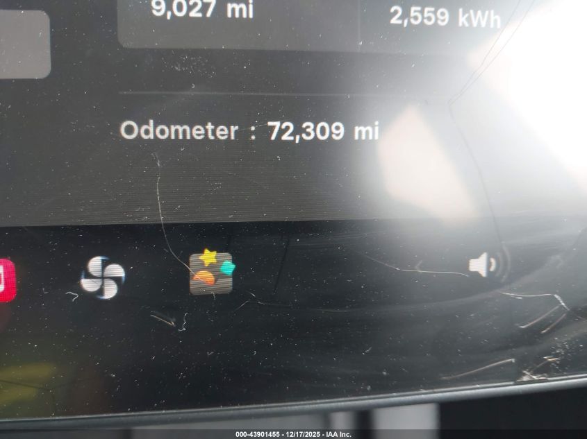 2021 Tesla Model 3 Long Range Dual Motor All-Wheel Drive VIN: 5YJ3E1EB9MF974985 Lot: 43901455