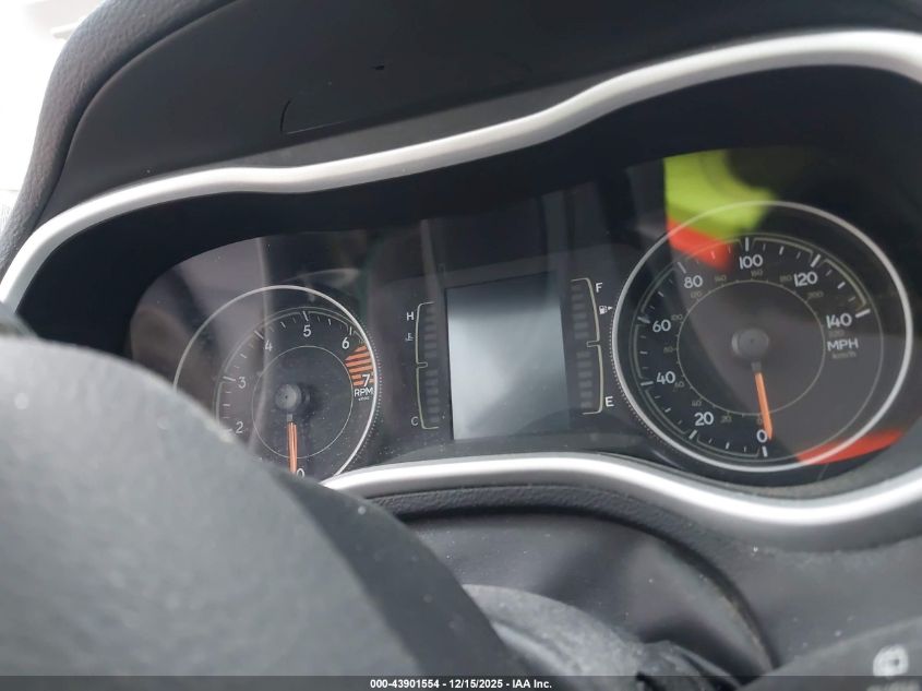 2018 Jeep Cherokee Latitude Plus Fwd VIN: 1C4PJLLB9JD531671 Lot: 43901554