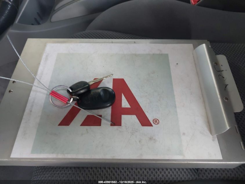 2005 Toyota Tacoma Prerunner V6 VIN: 5TETU62N65Z130739 Lot: 43901582