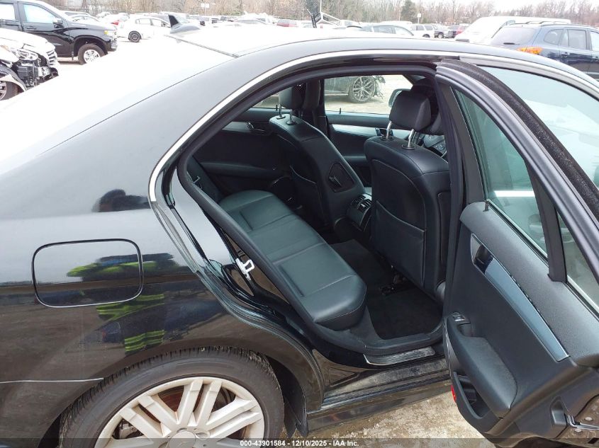 2008 Mercedes-Benz C 300 Luxury 4Matic/Sport 4Matic VIN: WDDGF81X58F084676 Lot: 43901584