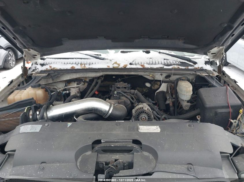 2004 Chevrolet Silverado 2500Hd VIN: 1GCHC29U94E260482 Lot: 43901603