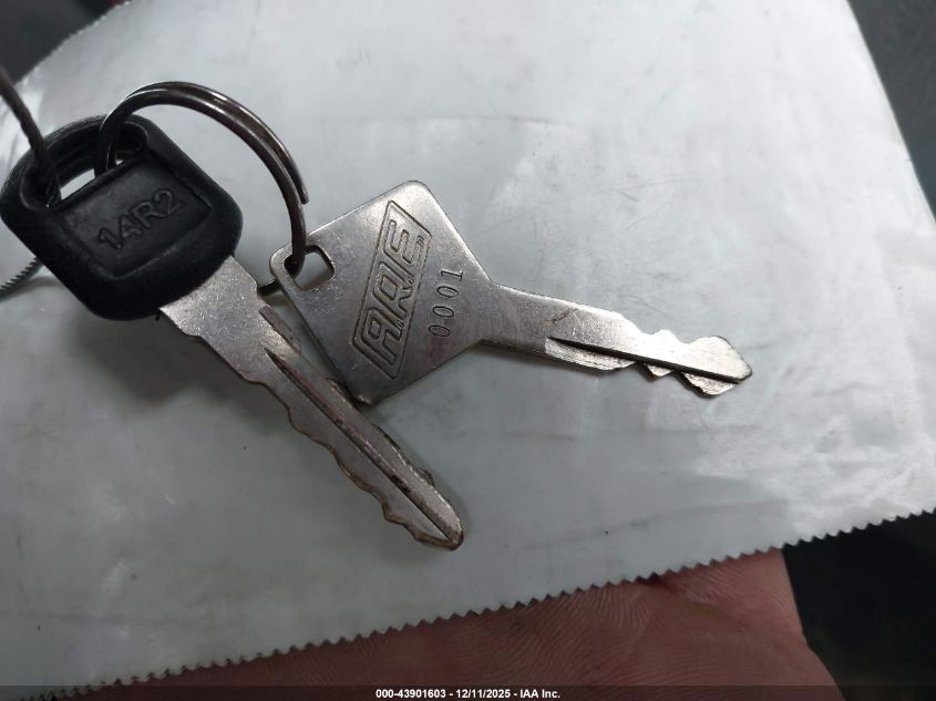 2004 Chevrolet Silverado 2500Hd VIN: 1GCHC29U94E260482 Lot: 43901603