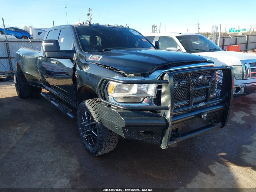 2024 Ram 3500 Tradesman 4X4 8' Box