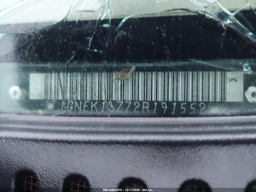 2002 Chevrolet Tahoe Z71 VIN: 1GNEK13Z72R191552 Lot: 43901670