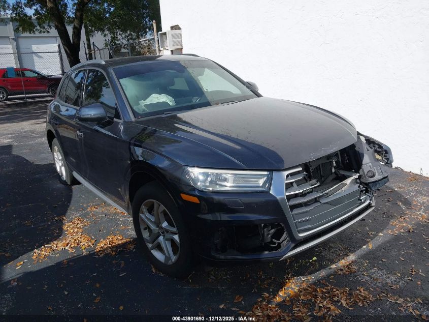 AUDI Q5 2.0T PREMIUM/2.0T TECH PREMIUM