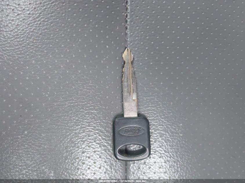 2014 Ford E-350 Cutaway VIN: 1FDWE3FL8EDA72672 Lot: 43901694