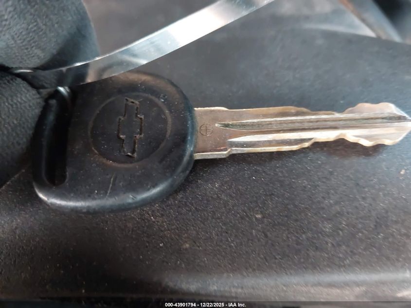 2010 Chevrolet Silverado 1500 Work Truck VIN: 1GCPCPEX6AZ255057 Lot: 43901794