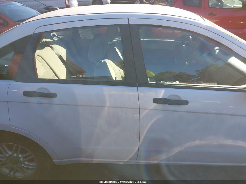 2008 Ford Focus Se/Ses VIN: 1FAHP35N68W187828 Lot: 43901802