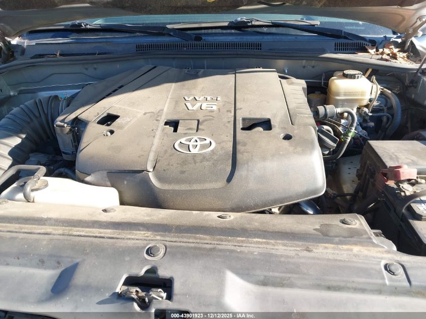 2005 Toyota 4Runner Limited V6 VIN: JTEZU17R158033504 Lot: 43901923