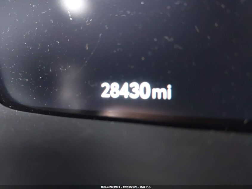 2023 Toyota Crown Limited VIN: JTDAAAAF2P3002948 Lot: 43901961