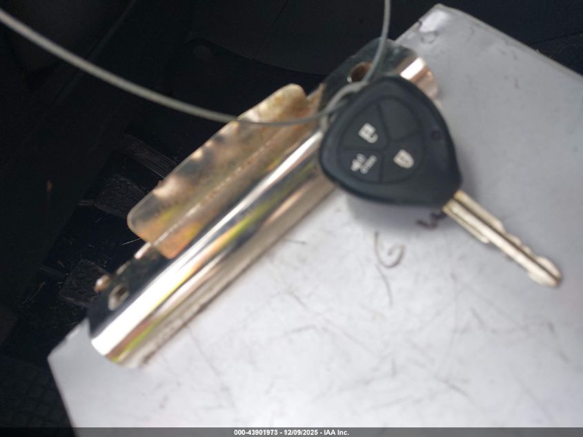 2005 Toyota Scion Tc VIN: JTKDE177250039541 Lot: 43901973