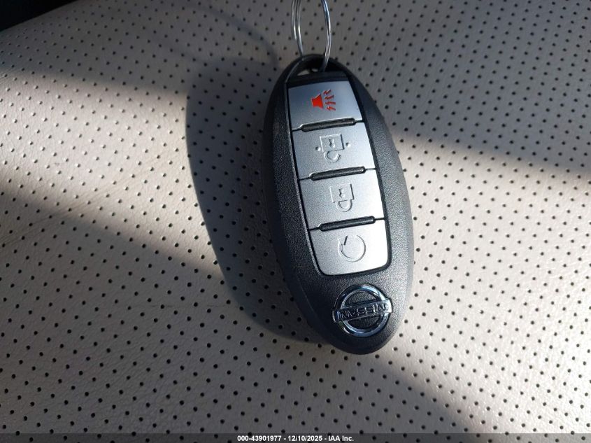 2018 Nissan Rogue Sport Sl VIN: JN1BJ1CP7JW107553 Lot: 43901977