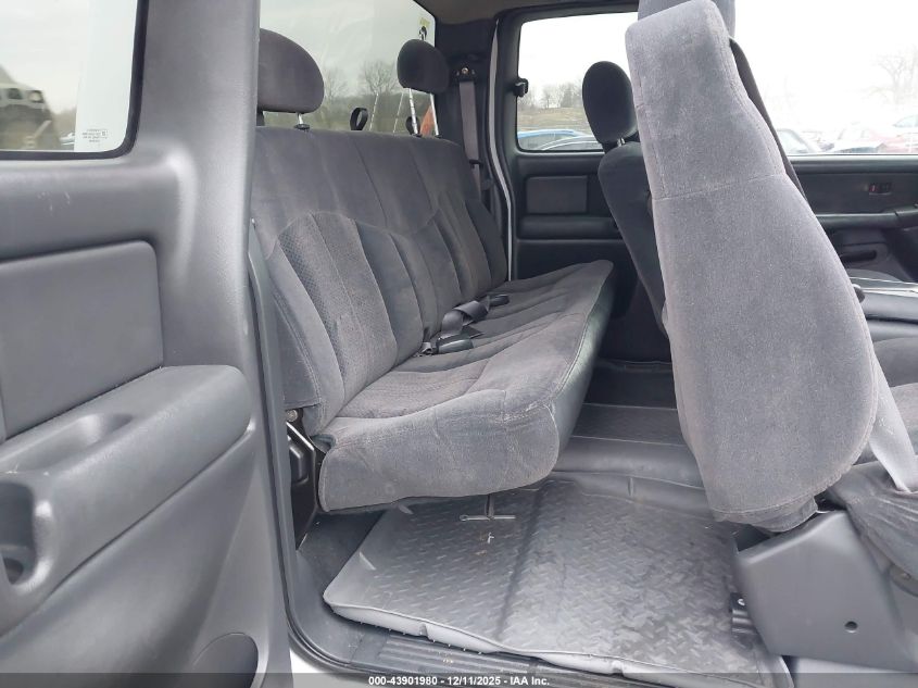 2002 Chevrolet Silverado 1500 Ls VIN: 2GCEK19T621255973 Lot: 43901980