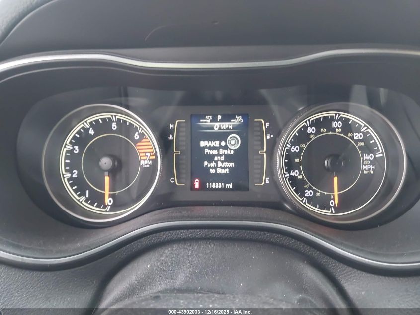 2019 Jeep Cherokee Latitude Plus Fwd VIN: 1C4PJLLB4KD129087 Lot: 43902033