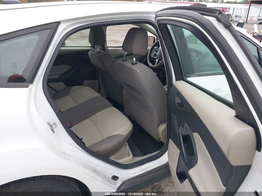 2012 Ford Focus Se VIN: 1FAHP3K22CL302929 Lot: 43902055