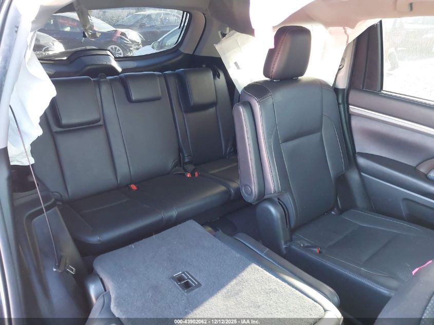 2019 Toyota Highlander Limited/Ltd Platinum VIN: 5TDDZRFH3KS997469 Lot: 43902062