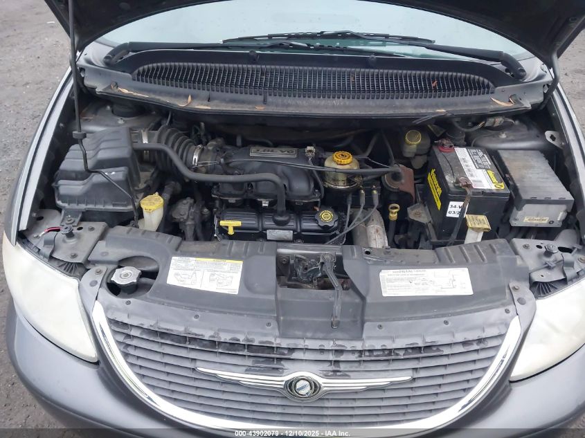 2004 Chrysler Town & Country Touring VIN: 2C4GP54L74R520574 Lot: 43902079