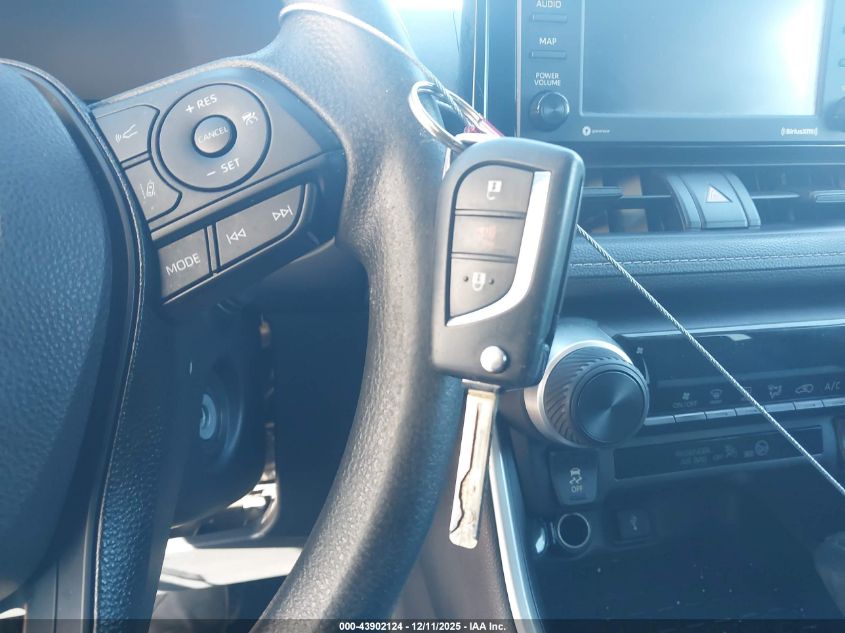 2021 Toyota Rav4 Le VIN: 2T3F1RFV3MW220555 Lot: 43902124