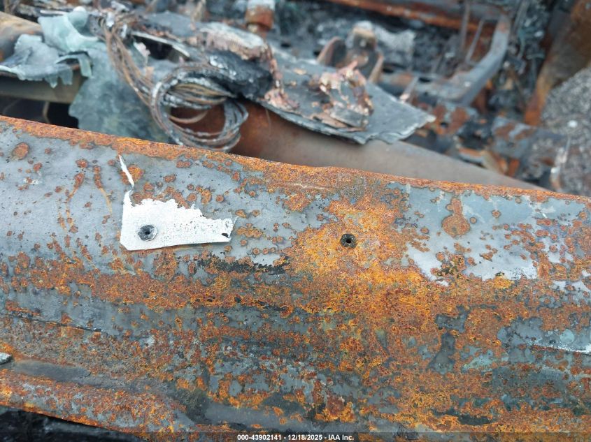 2005 Ford F-350 Xl/Xlt VIN: 1FDWF30565EC97061 Lot: 43902141