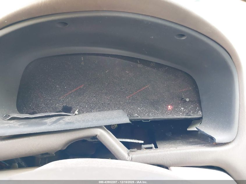 1997 Lexus Es 300 VIN: JT8BF22GXV0038919 Lot: 43902207