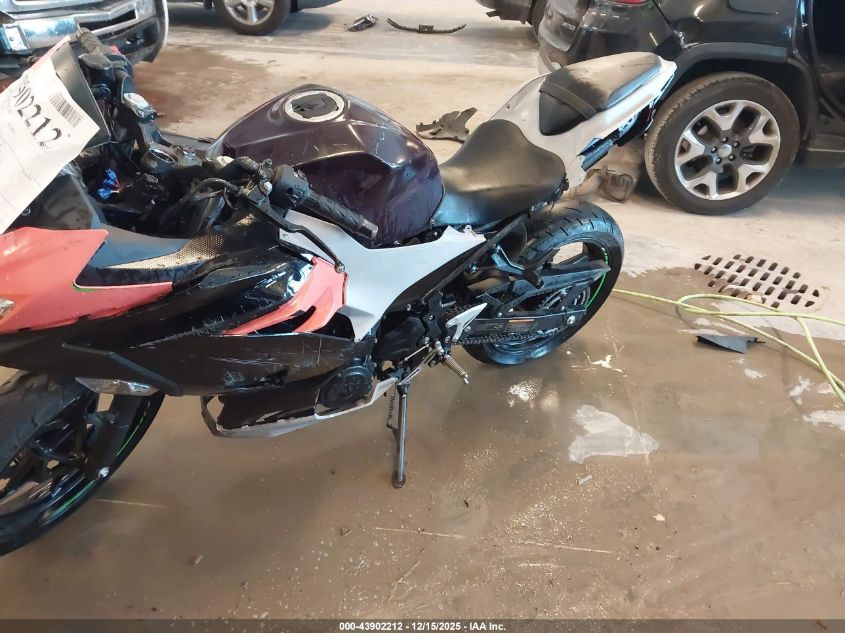 2022 Kawasaki Ex400 VIN: JKAEXKG17NDAJ1294 Lot: 43902212