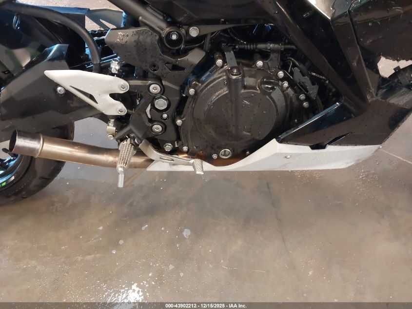 2022 Kawasaki Ex400 VIN: JKAEXKG17NDAJ1294 Lot: 43902212