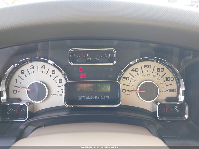 FORD EXPEDITION EL 2014 VIN 1FMJK1H55EEF41796