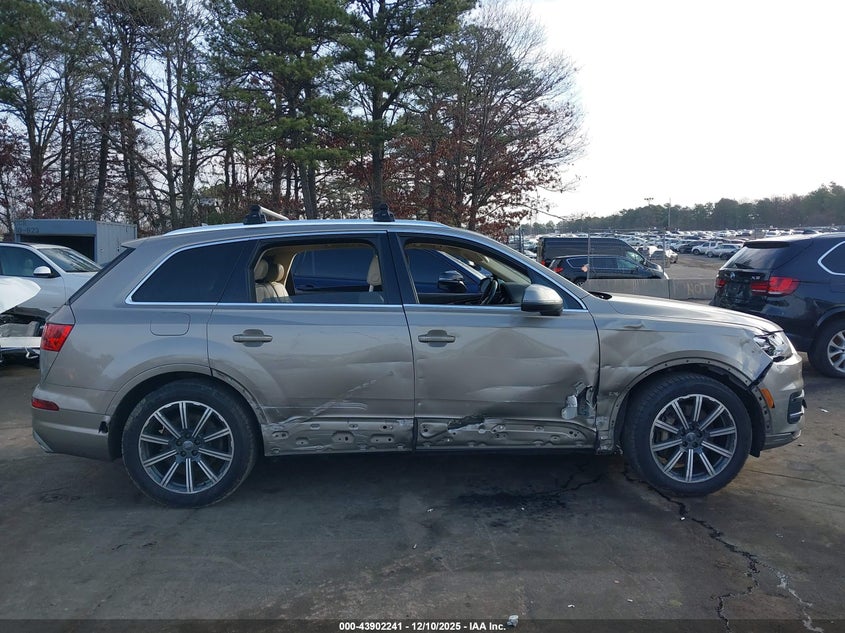 2017 Audi Q7 3.0T Premium VIN: WA1LAAF70HD025404 Lot: 43902241