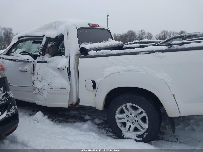 2006 Toyota Tundra Sr5 V8 VIN: 5TBDT44156S541370 Lot: 43902259