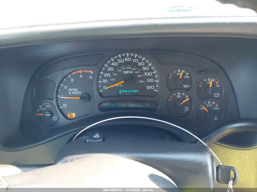 2005 GMC Sierra 2500Hd Slt VIN: 1GTHK232X5F813582 Lot: 43902319