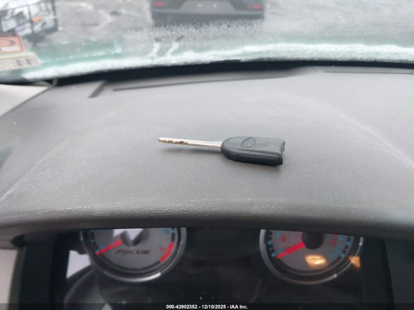 2010 Ford Focus Se VIN: 1FAHP3FN2AW245860 Lot: 43902352