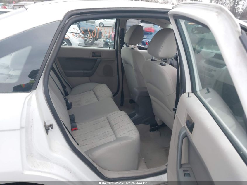 2010 Ford Focus Se VIN: 1FAHP3FN2AW245860 Lot: 43902352