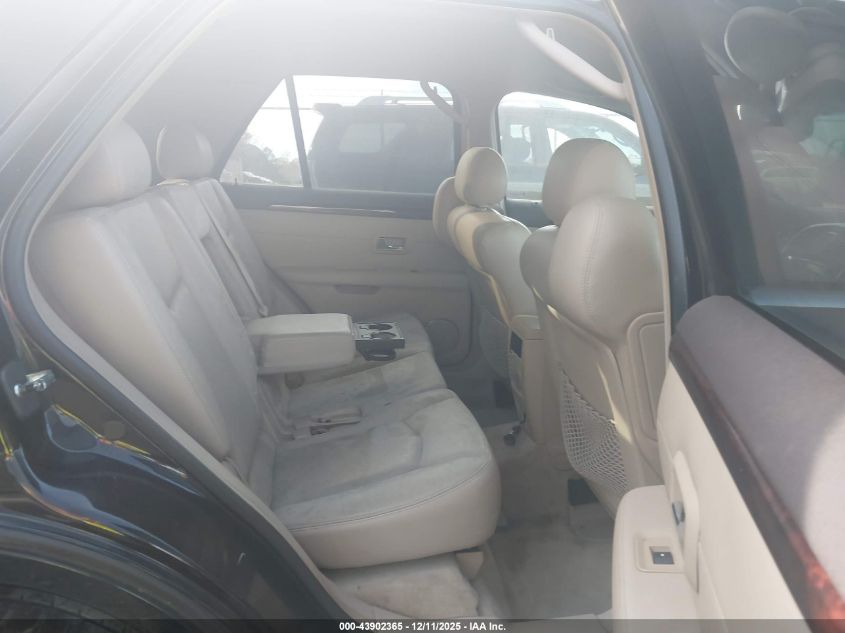 2008 Cadillac Srx V6 VIN: 1GYEE637180189833 Lot: 43902365