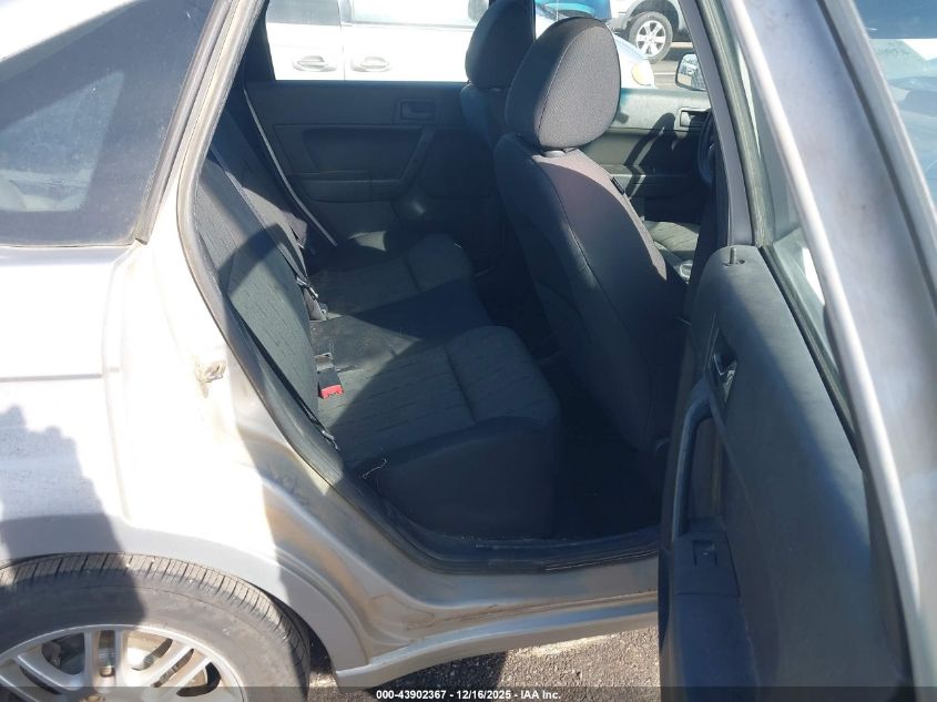 2010 Ford Focus Se VIN: 1FAHP3FN2AW270855 Lot: 43902367