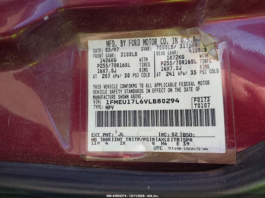 1997 Ford Expedition Eddie Bauer/Xlt VIN: 1FMEU17L6VLB80294 Lot: 43902374