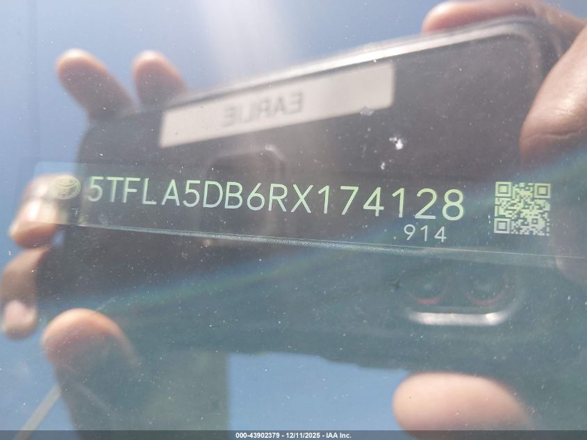 2024 Toyota Tundra Sr5 VIN: 5TFLA5DB6RX174128 Lot: 43902379