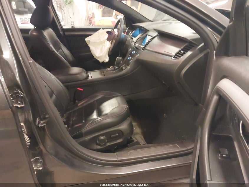 2016 Ford Taurus Sel