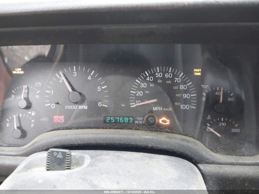 2000 Jeep Cherokee Classic VIN: 1J4FF58S7YL188774 Lot: 43902411