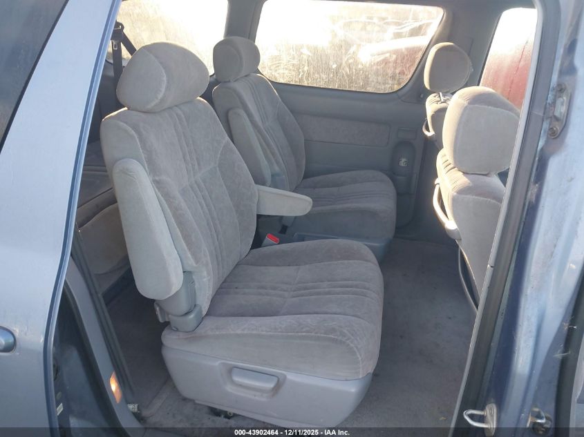 2000 Toyota Sienna Le VIN: 4T3ZF13C6YU223880 Lot: 43902464