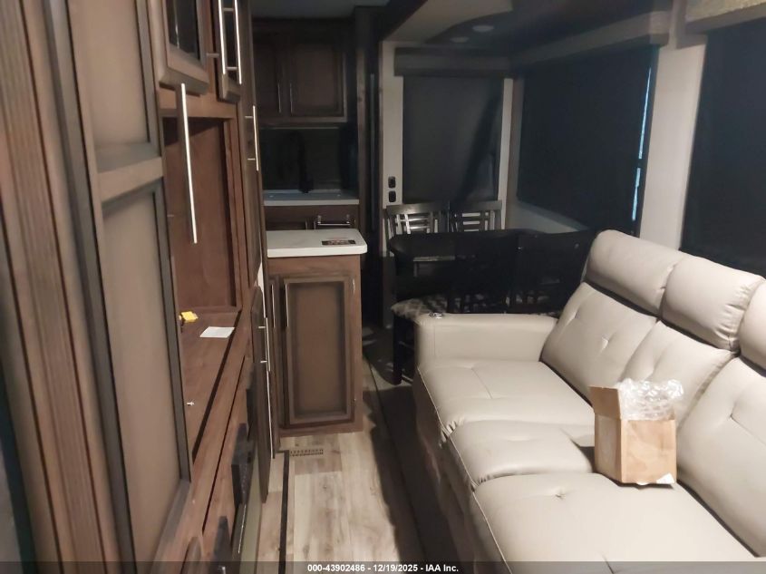 2021 Kz 5Th Wheel Travel Trailer VIN: 4EZFD3620M6050827 Lot: 43902486