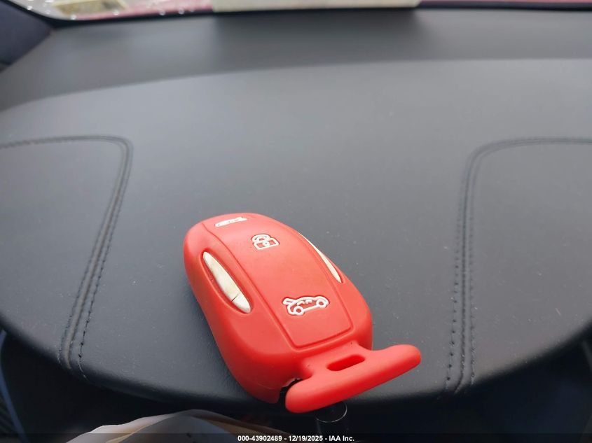 2018 Tesla Model X 100D/75D/P100D VIN: 5YJXCAE24JF112910 Lot: 43902489