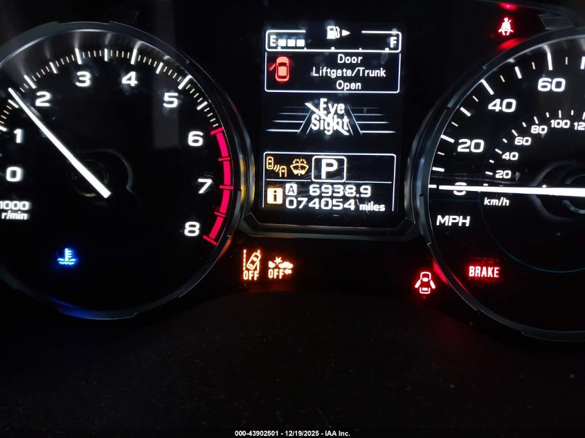 2018 Subaru Forester 2.5I Premium VIN: JF2SJAGC8JH511536 Lot: 43902501