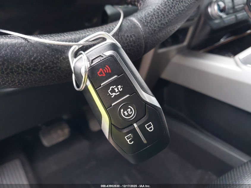 2016 Ford F-150 Lariat VIN: 1FTEW1EG6GKE30677 Lot: 43902530