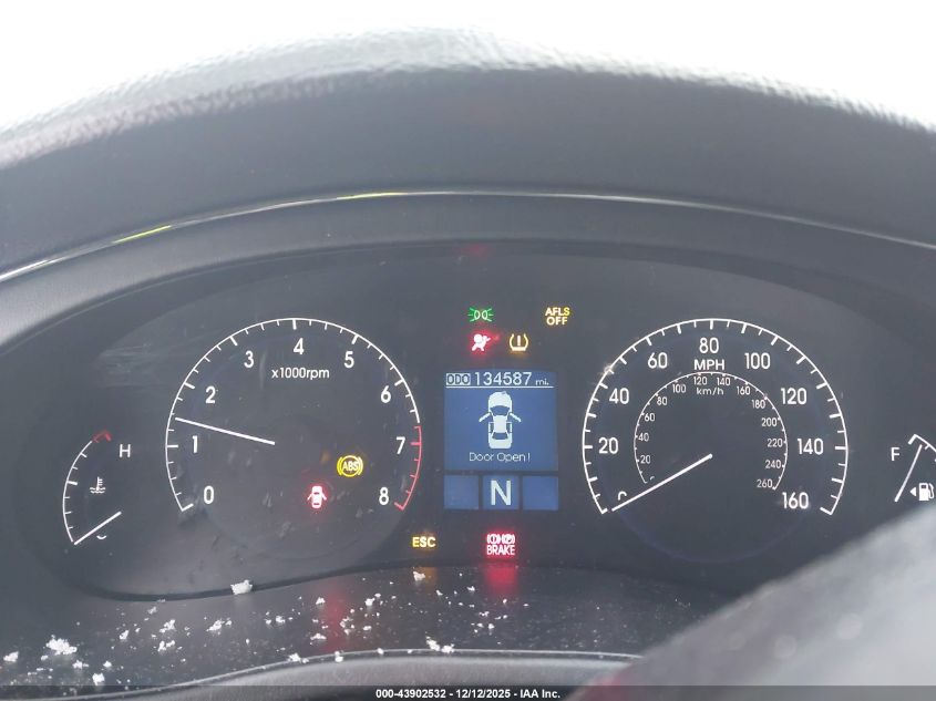 2009 Hyundai Genesis 3.8 VIN: KMHGC46E59U038356 Lot: 43902532