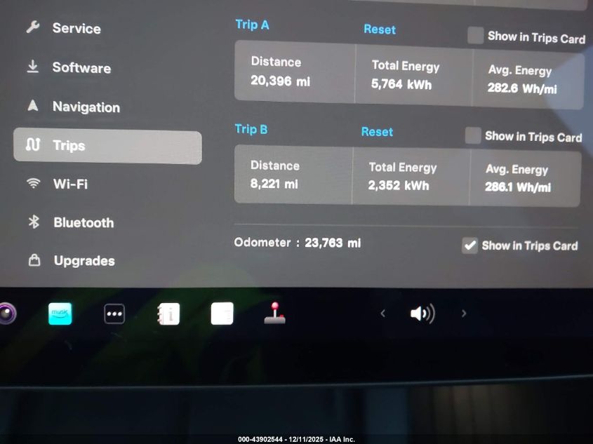 2022 Tesla Model Y Long Range Dual Motor All-Wheel Drive VIN: 7SAYGDEE1NF358519 Lot: 43902544