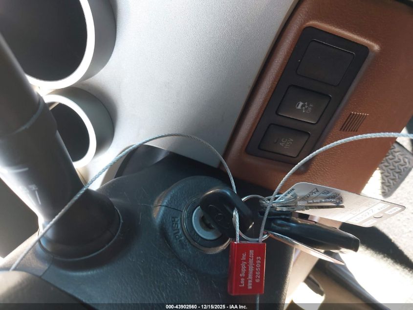 2007 Toyota Tundra Limited 5.7L V8 VIN: 5TBEV58197S470089 Lot: 43902560