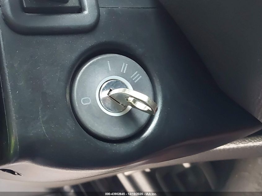 2007 Volvo S60 2.5T VIN: YV1RS592372607599 Lot: 43902645